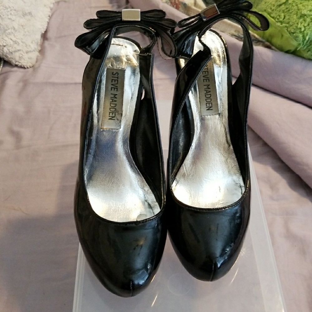 Heels - Picture 3 of 4